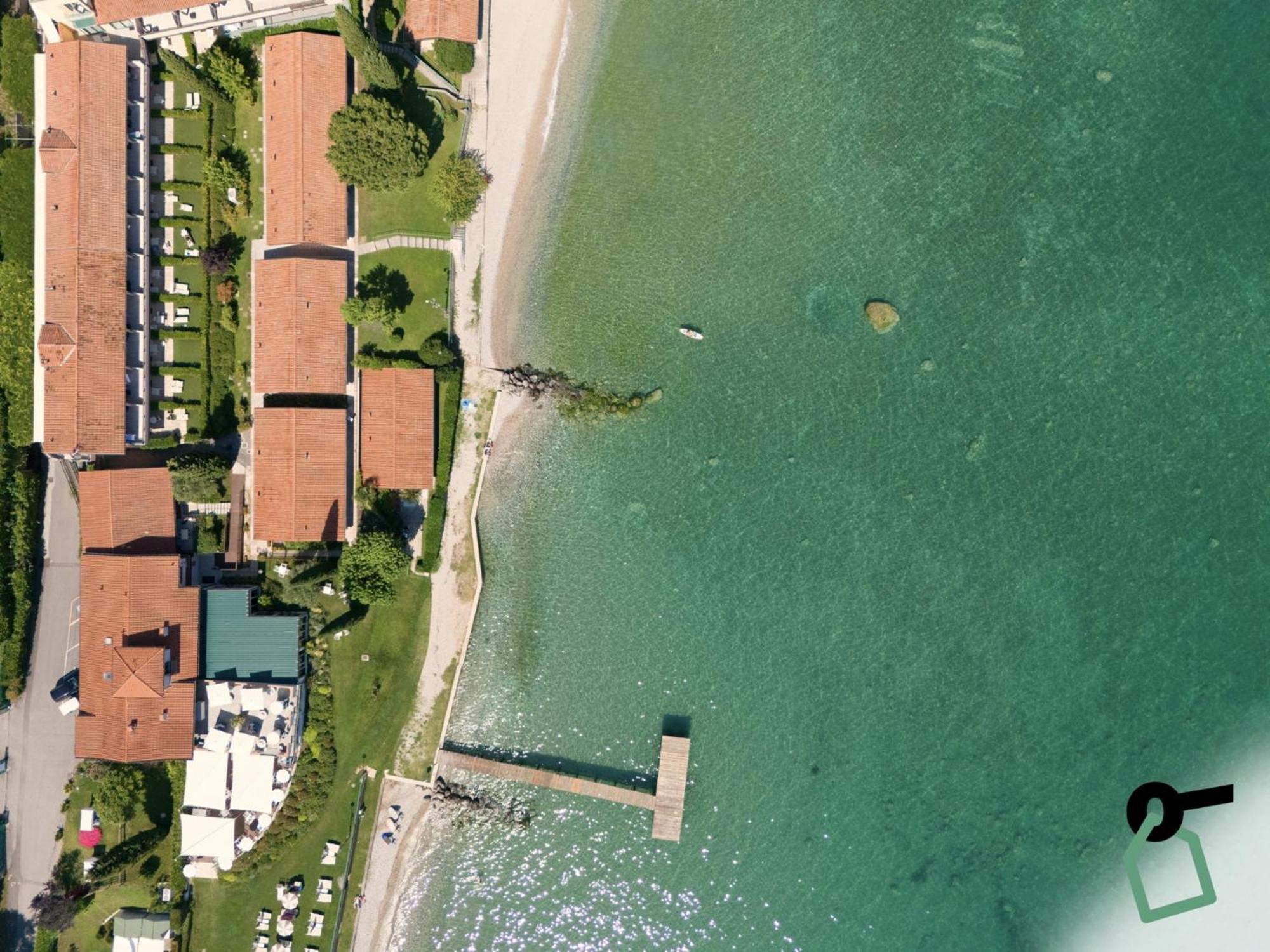 Hotiday Apartment Collection - Desenzano Дезенцано-дель-Гарда Екстер'єр фото