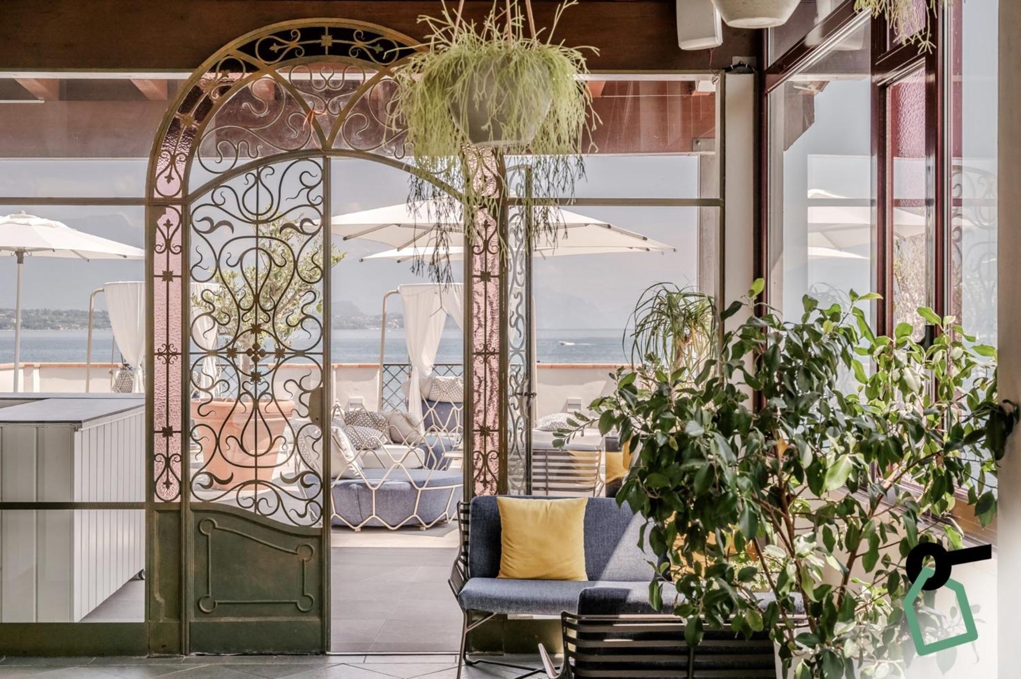 Hotiday Apartment Collection - Desenzano Дезенцано-дель-Гарда Екстер'єр фото